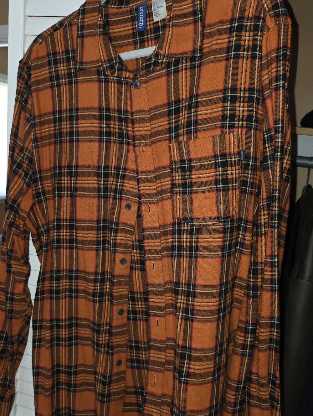 H&M Divided Men’s Orange Black Plaid Flannel Button-Up Shirt Size Large